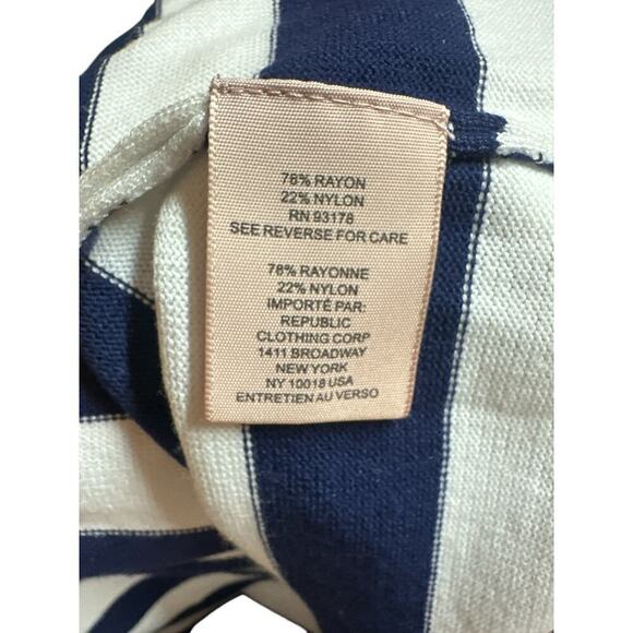 Philosophy Women's Love Heart Striped Pullover Sweater Size 1X Blue White NWT - Picture 8 of 8